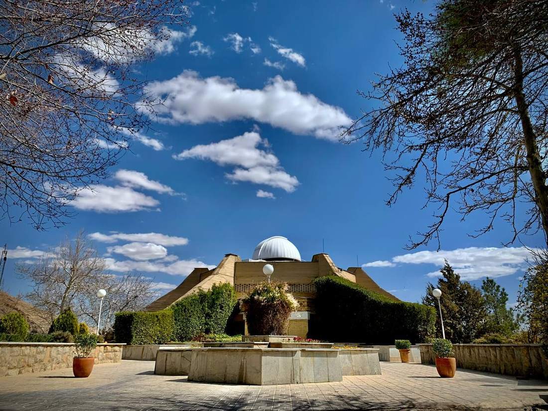 نمای بیرونی گنبد رصدخانه ابوریحان بیرونی شیراز