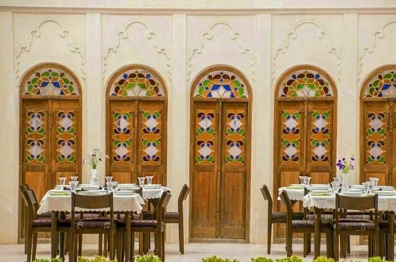 هتل تاریخی خانه آقازاده ابرکوه — عکس ۳