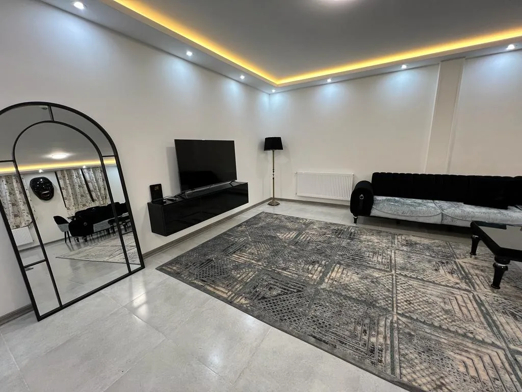 سوئیت سه خوابه یک تخته VIP — هتل آپارتمان حسین اردبیل