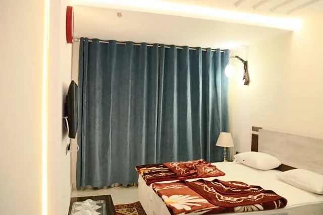 اتاق سه تخته (سینگل) — هتل شورابیل اردبیل