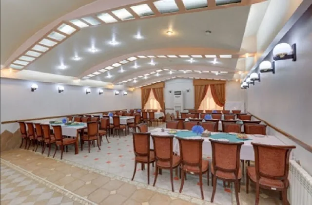 هتل جهانگردی بسطام — عکس ۴