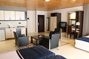 اتاق سه تخته فاز 1 — هتل کوروش چالوس