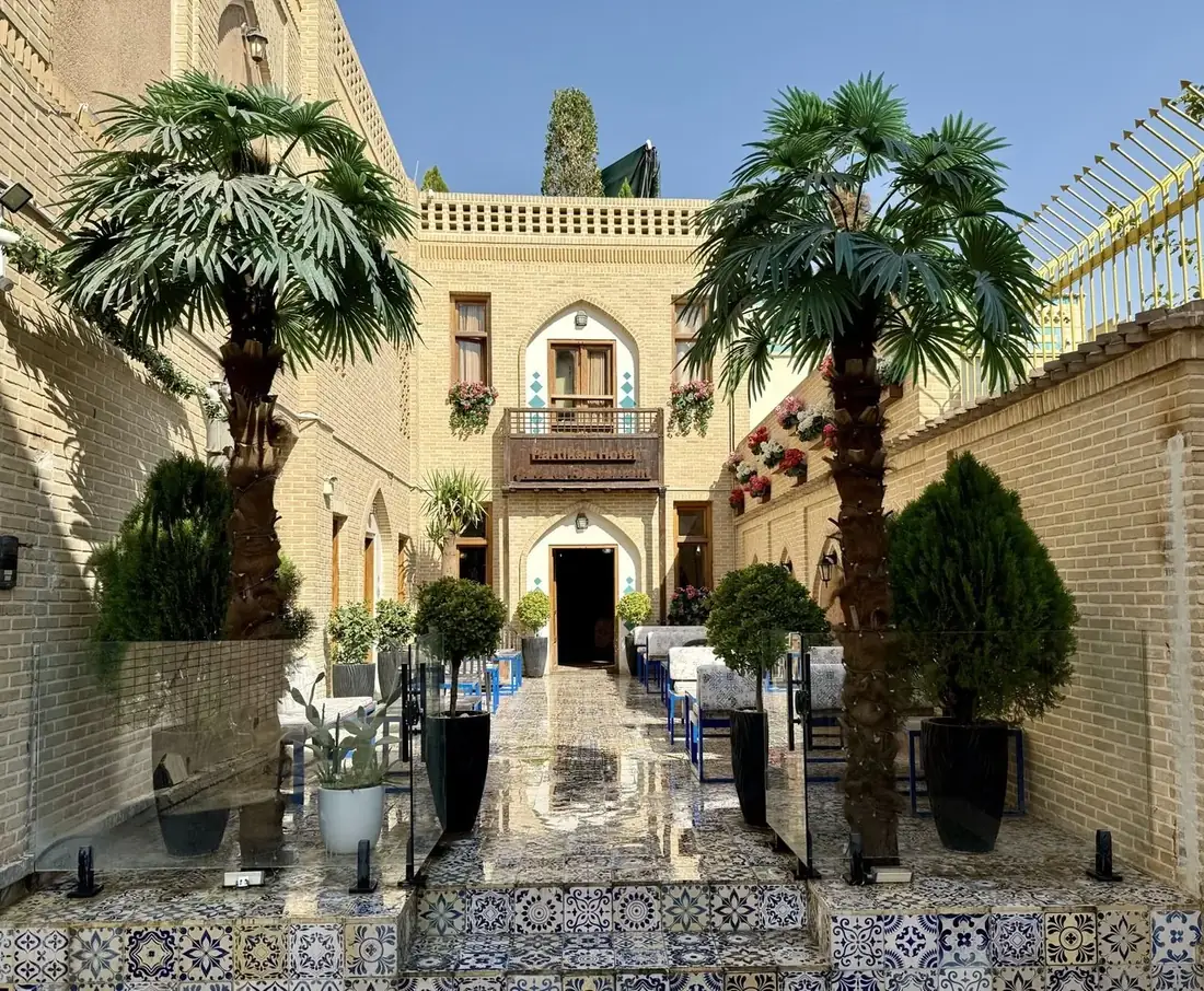 هتل پارتیکان اصفهان