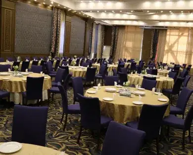 هتل باباطاهر — عکس ۳