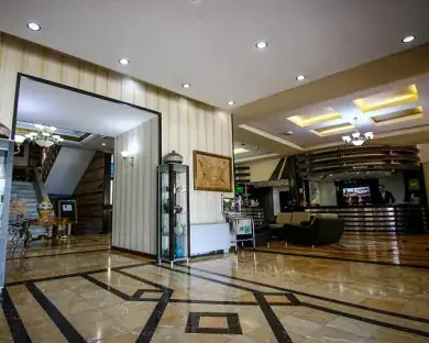 هتل پارسیان آزادی همدان — عکس ۳