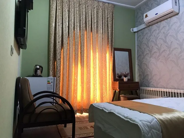 اتاق دو تخته دبل — هتل وندیک همدان