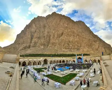 هتل لاله بیستون — عکس ۲
