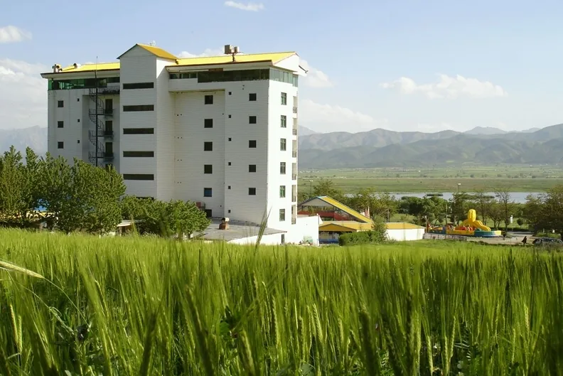 هتل زریوار مریوان