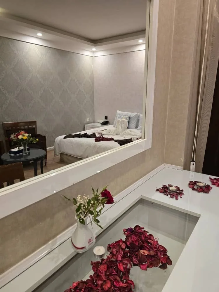 اتاق دو تخته — هتل ثامن مشهد