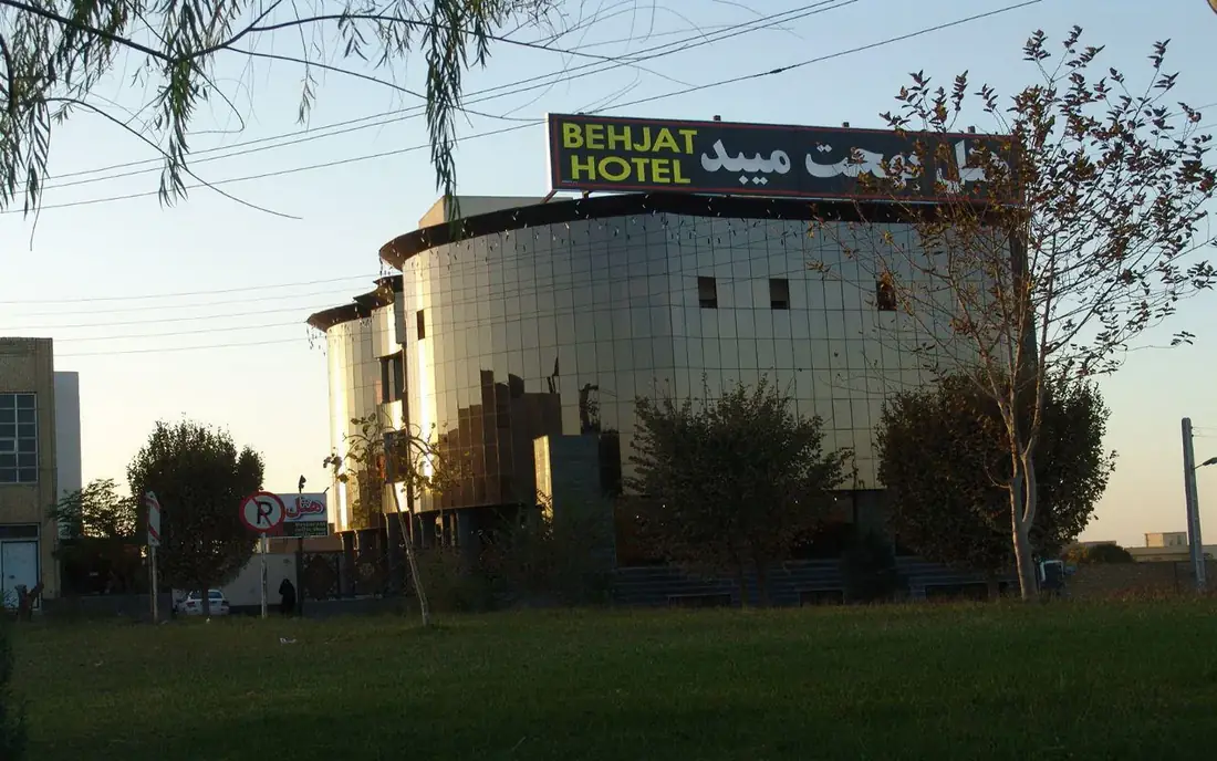 هتل بهجت میبد
