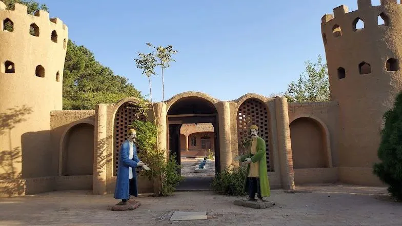 هتل کاوه ساوه — عکس ۲