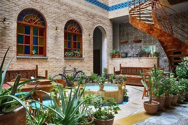 هتل درباری شیراز — عکس ۲