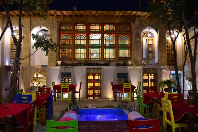 هتل عمارت هفت رنگ شیراز