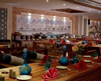 هتل زندیه — عکس ۴