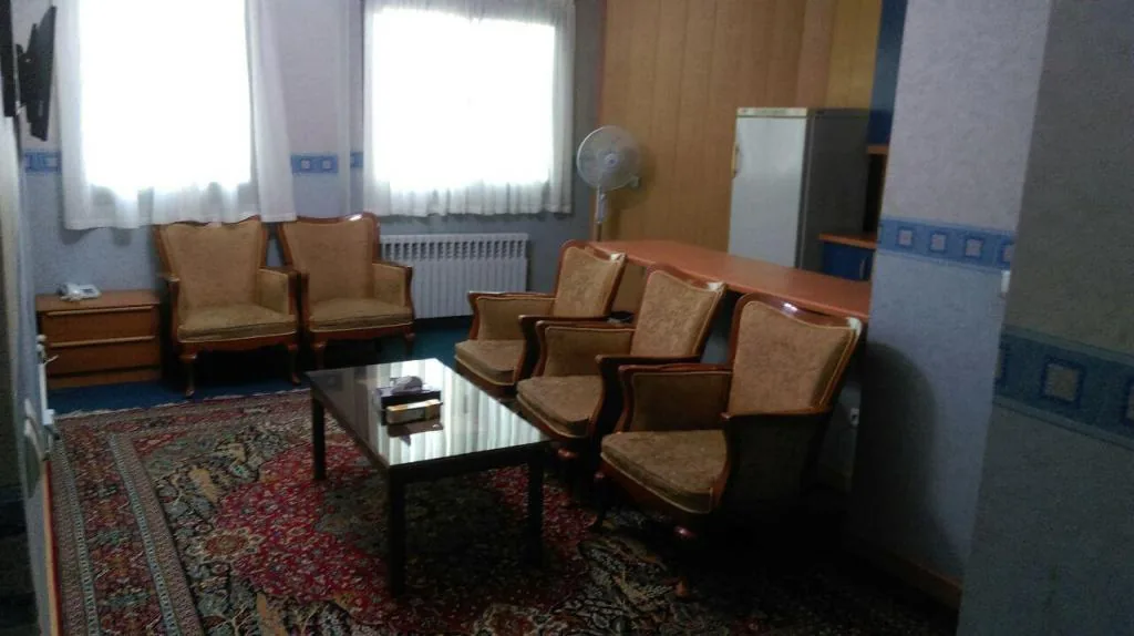 سوئیت دو خوابه شش نفره — هتل آپارتمان صدرا تنکابن
