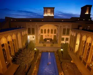 هتل لاله یزد — عکس ۲