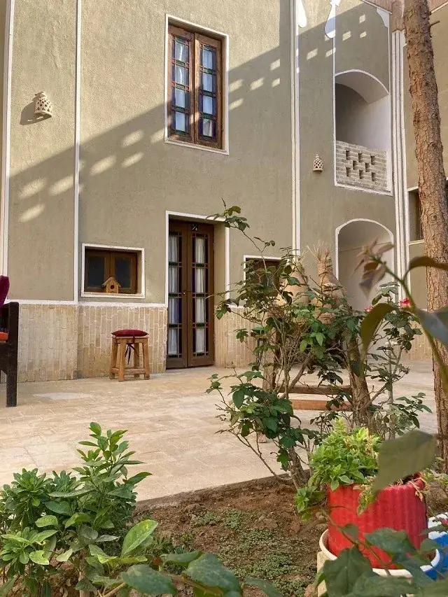 هتل سنتی کوروش یزد — عکس ۳