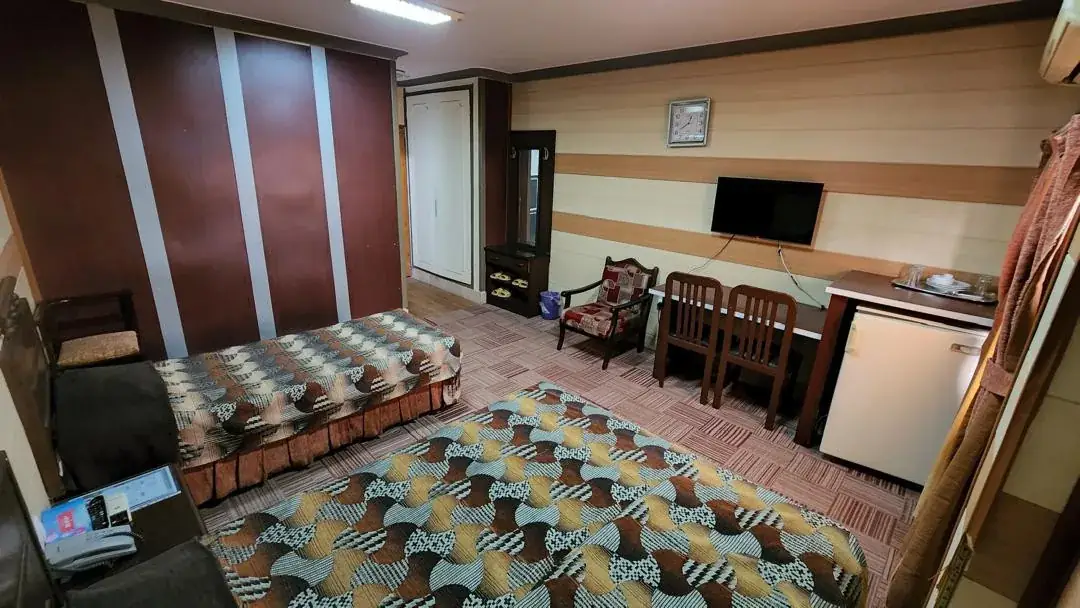 اتاق دوتخته برای یک نفر — هتل قدس بندر عباس