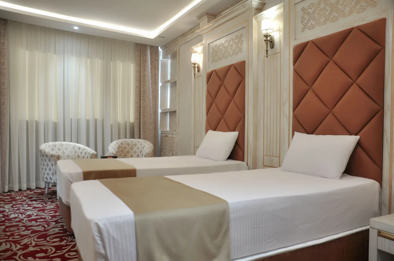 اتاق دو تخته دبل vip — هتل نگین مصلی مشهد