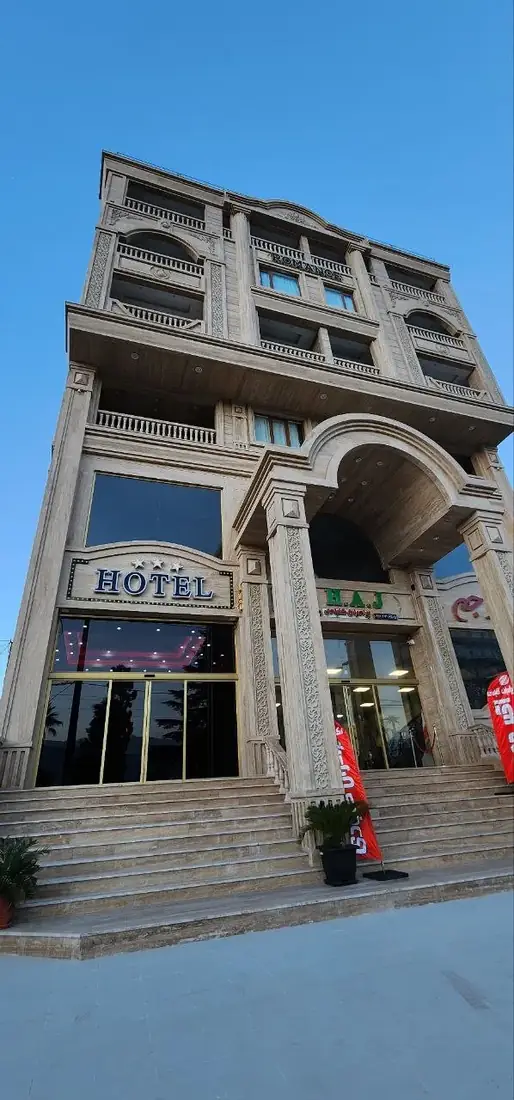 هتل ساحلی دینا تنکابن
