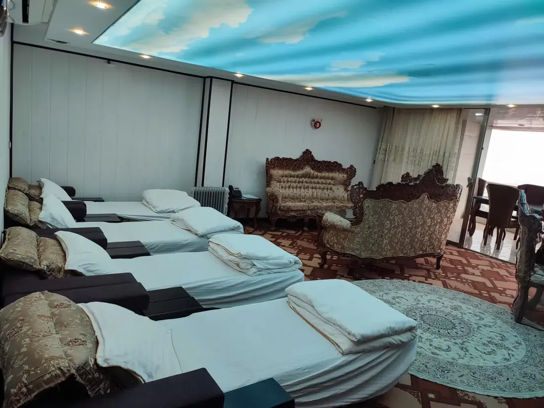اتاق سه تخته روبه دریا(دوتخته دبل+تخت تاشو) — هتل کیمیا رامسر