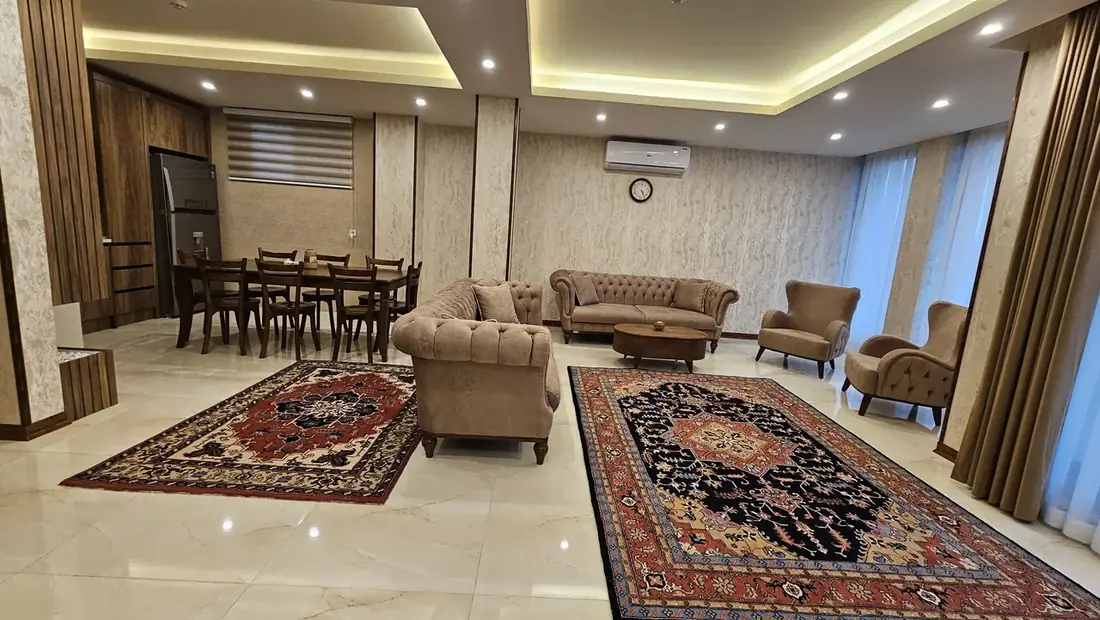ویلای تریبلکس دوتخته جکوزی دار — هتل مُلک قدوس سرعین