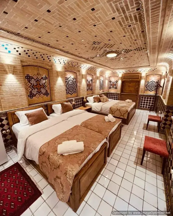 اتاق دوتخته دبل فیروزه — هتل بوتیک شمس الملوک شیراز