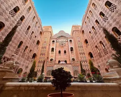 هتل بوتیک سنتی یوتاب شیراز