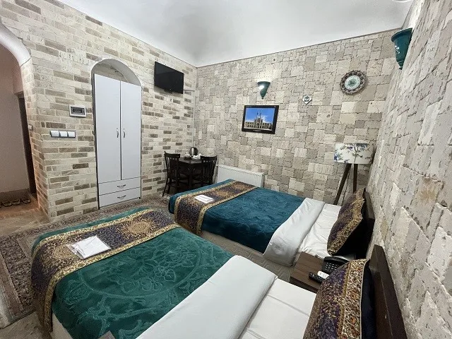 اتاق پنج تخته — هتل فیروزه یزد